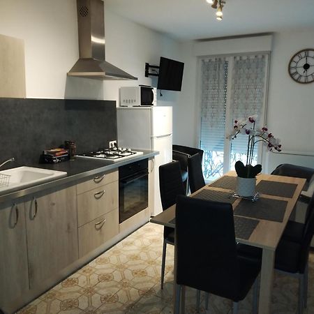 Maison Damblain Экстерьер фото